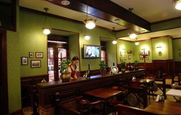 Інтер’єр ресторану (фото nash.lutsk.ua)