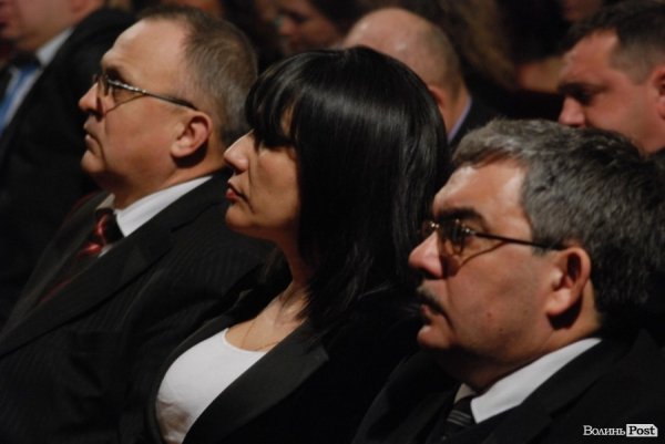 На День закоханих бізнесменам Луцька «подарували» «батіг і пряник». ФОТО