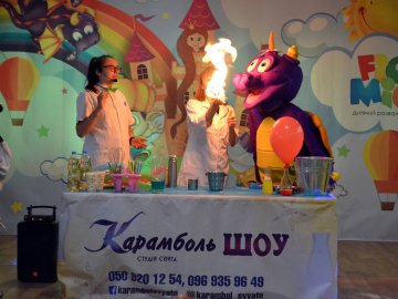 У ТРЦ «ПортCity» відбувся «хімічний» майстер-клас*