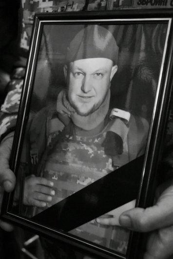 Невимовний біль: у Луцьку попрощалися із двома полеглими Героями. ФОТО