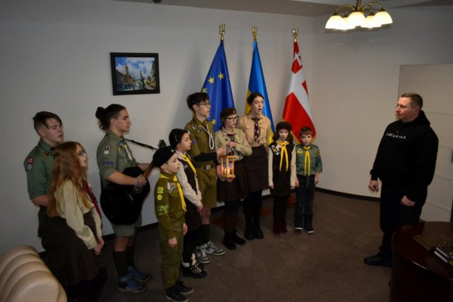 Волинська ОВА отримала Вифлиємський вогонь миру. ФОТО