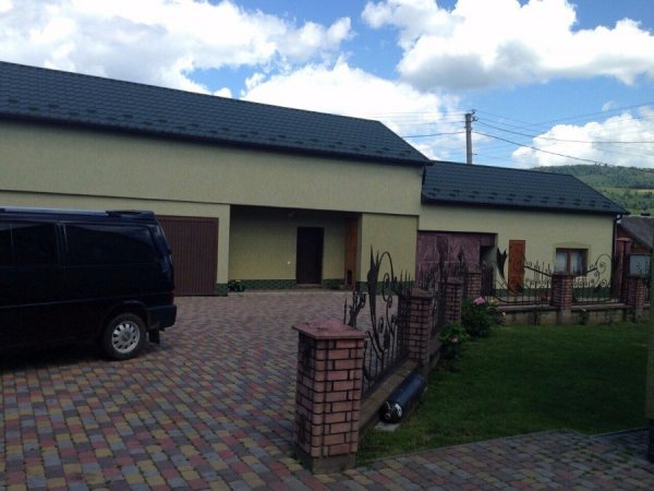 Працівники Львівської митниці «спалилися» на контрабанді. ФОТО. ВІДЕО