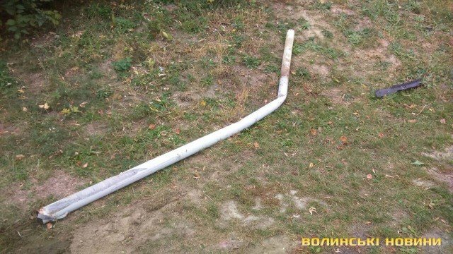 П'янючий адвокат, який на джипі перевернувся в Луцьку, втікав від патрульних. ФОТО