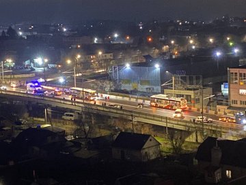 У Луцьку - масштабна аварія на Рівненській: зіштовхнулося понад 10 авто, є потерпілі