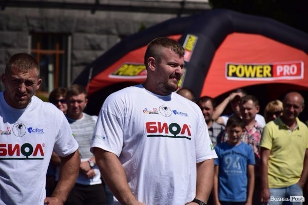 22 богатирі вражали лучан надзвичайною силою та міццю. ФОТО