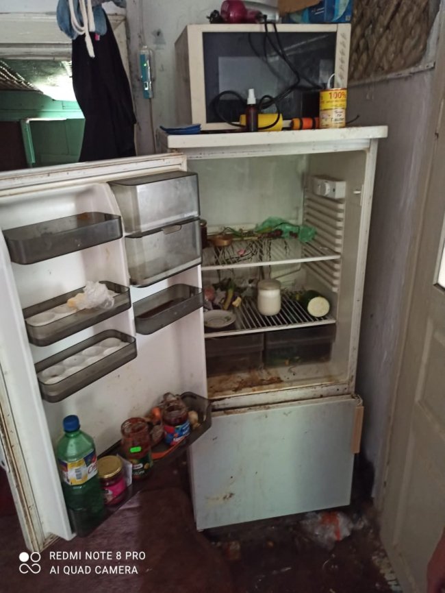 Бруд, безлад та антисанітарія: на Волині перевірили кризові сім'ї. ФОТО