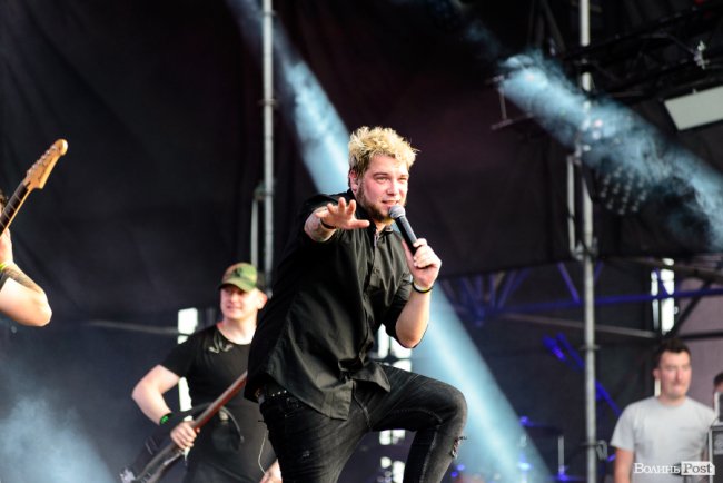 Відфестивалили, як востаннє: яким був третій день 13-го «Бандерштату» у Луцьку. ФОТОРЕПОРТАЖ