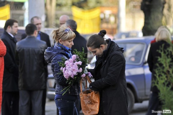 У Луцьку попрощалися з Андрієм Калаханом. ФОТО