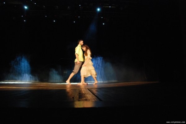 Танці пам’яті Майкла Джексона у Луцьку. ФОТО