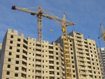 У Луцьку не дозволили будувати житлові будинки вздовж колій