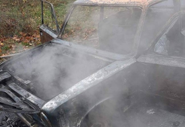 Днями на Волині горіли два автомобілі: опіки отримав один з водіїв