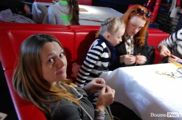 У Луцьку почали готувати подарунки до Великодня. ФОТО