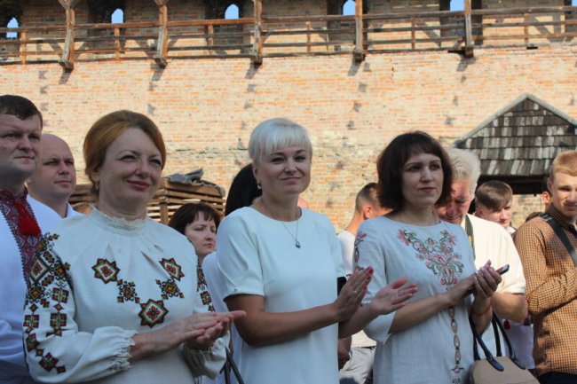 Першокурсників Луцького педколеджу посвятили у студенти. ФОТО