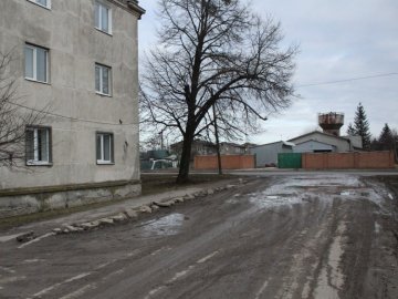 Коли у Луцьку розпочнуть ремонтувати проблемну дорогу на Мамсурова