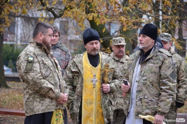 «Схід і Захід разом!»: до Луцька приїхав «Потяг єднання»