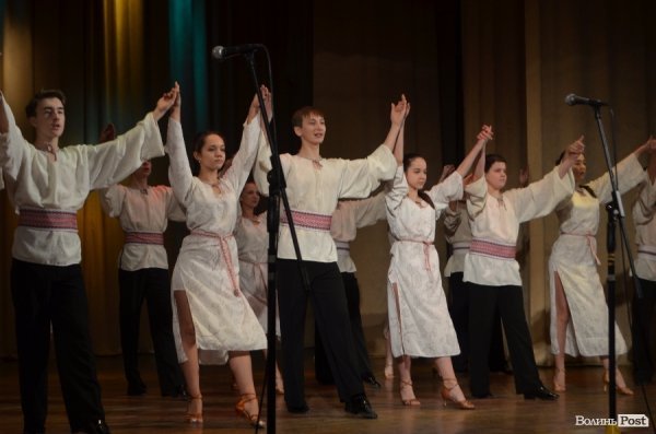 У Луцьку відбулись урочистості з нагоди дня Збройних сил України. ФОТО