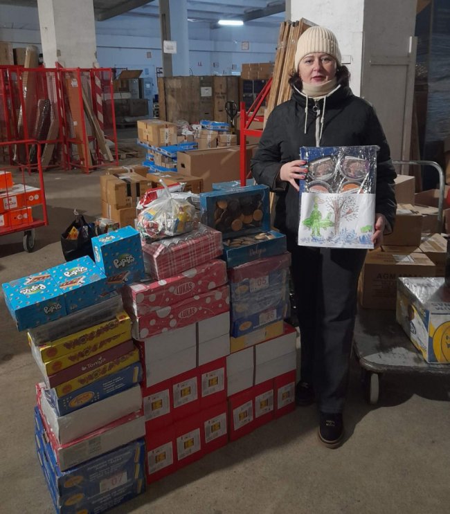 Волонтерка з Волині відправила на фронт сотні ящиків випічки та інших смаколиків. ФОТО