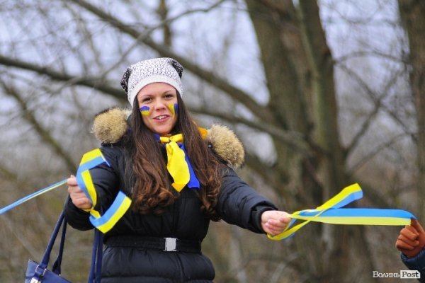 Євроланцюг за 50 кілометрів від Луцька. ФОТО. ВІДЕО