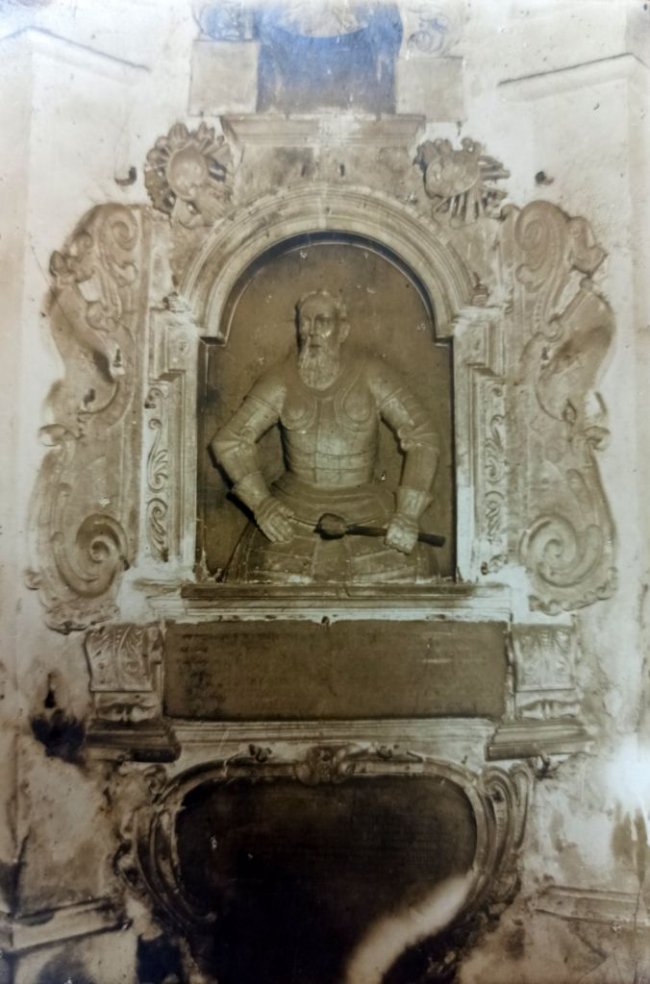 У храмі на Волині знищили іконостас, бо не відповідав канонам російської церкви. ФОТО