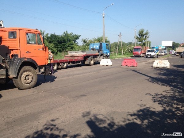 У Луцьку перекрили дорогу. ФОТО