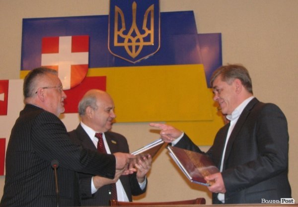 У Волиньраді давали настанови новообраним нардепам. ФОТО 