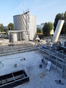 На київському пивзаводі стався вибух, є постраждалі. ФОТО