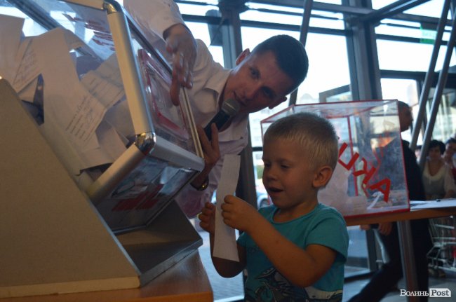 Відомо, хто виграв путівки в Грецію від «Там Таму»