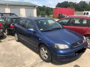 Через «Ягодин» хотіли незаконно провезти два автомобілі. ФОТО