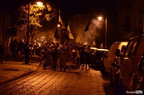 Смолоскипна хода у Луцьку. ФОТО