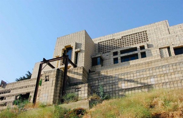 10 найдорожчих особняків з відомих фільмів. ФОТО