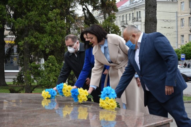 Лучани вшанували пам’ять військовослужбовців, які загинули на Сході України. ФОТО