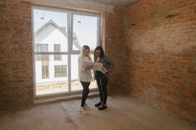 У ЖК «Струмочок» під Луцьком продають збудований котедж*