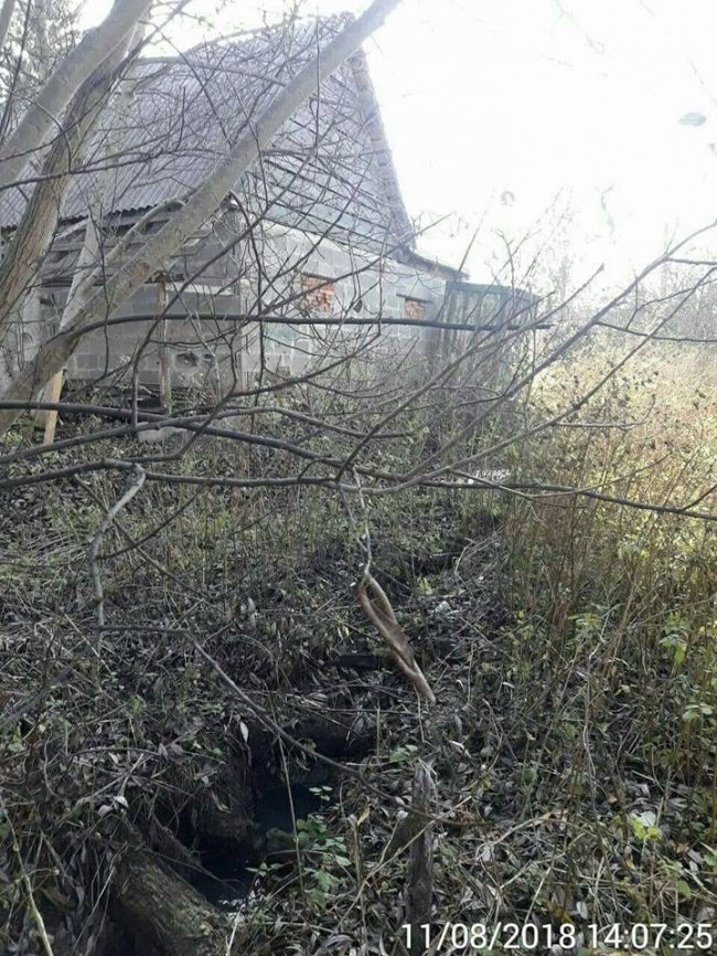 Лучанка перетворила канали центрального парку на каналізацію