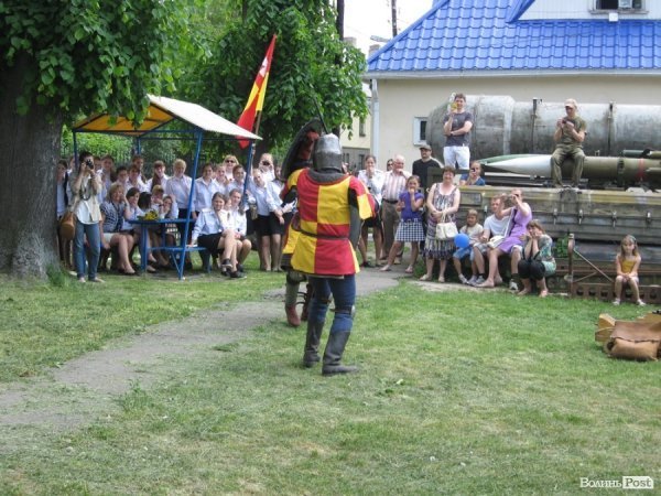 У Луцьку б'ються лицарі. ФОТО