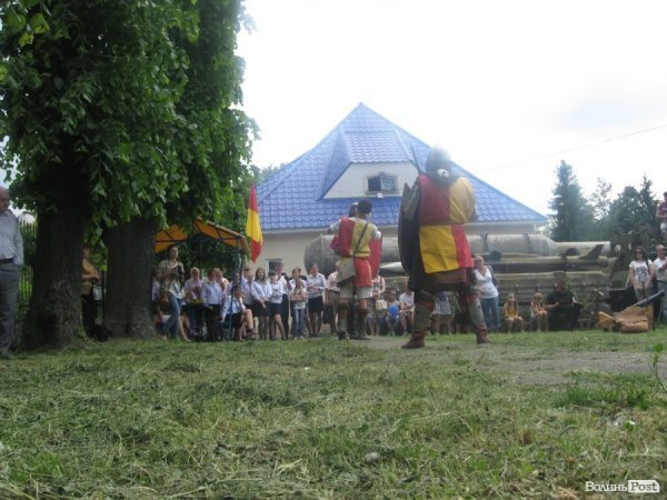 У Луцьку б'ються лицарі. ФОТО