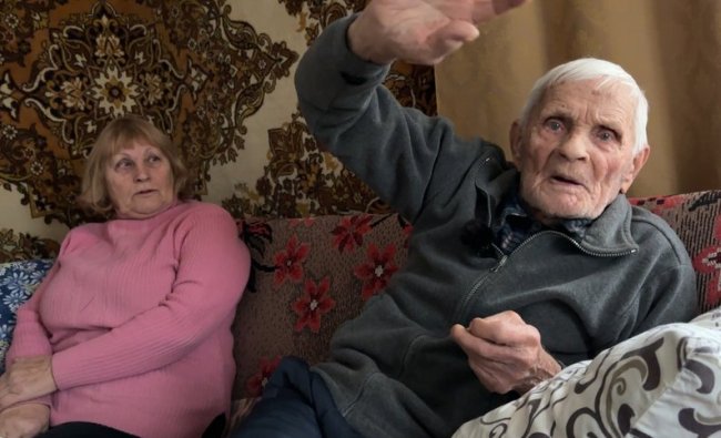 101-річний волинянин сам доглядає господарство і тримає козу 