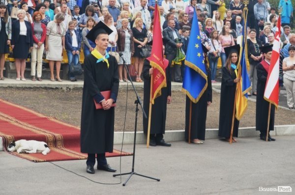 Фотопогляд: посвята в студенти першокурсників СНУ
