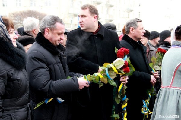 Луцьк вшанував Шевченка. ФОТО