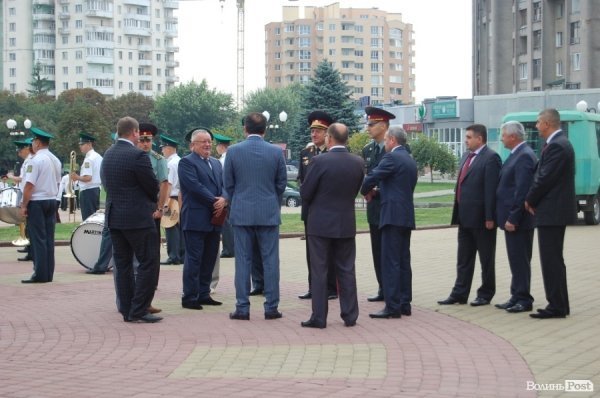 У День Прапора губернатор Волині говорив про місце України в Європі. ФОТО