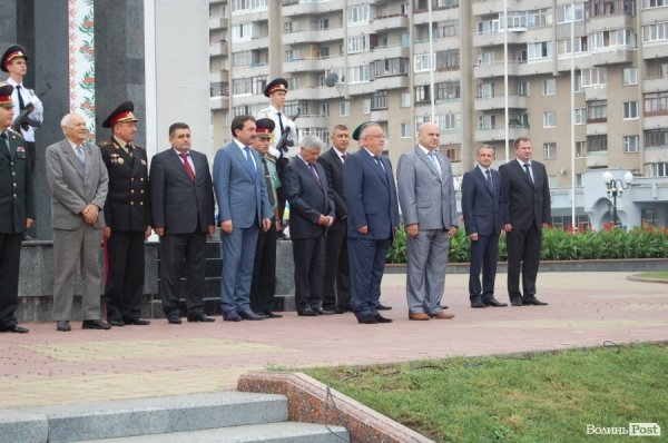 У День Прапора губернатор Волині говорив про місце України в Європі. ФОТО