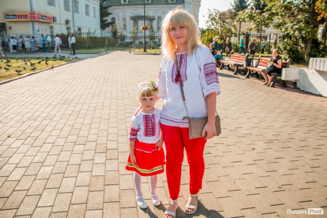 Луцьк у вишиванках. ФОТОРЕПОРТАЖ