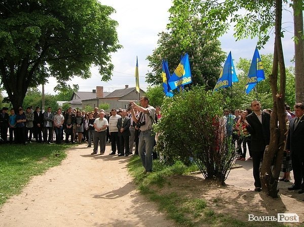 У Луцьку відкрили меморіальну дошку Івану Мазепі. ФОТО