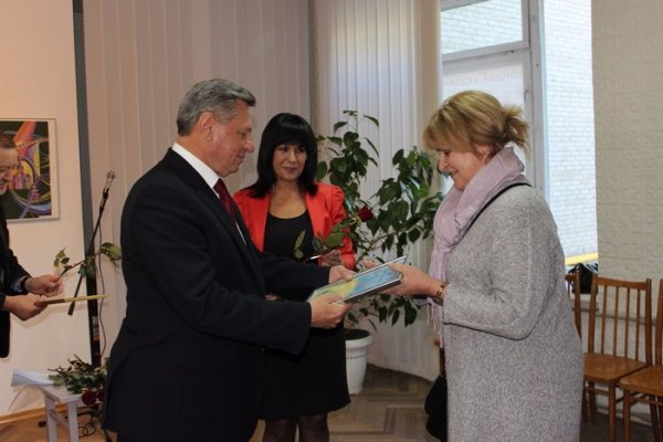 Юні художники показали на картинах неповторну красу Луцька. ФОТО