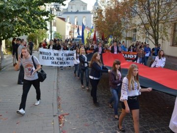 Марш героїв у Луцьку. ФОТО. ВІДЕО