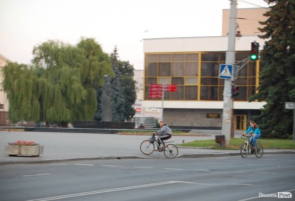 Велосипедисти їздять, де хочуть