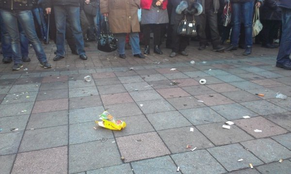 Антимайдан розходиться ‒ регіонали згортають намети. ФОТО