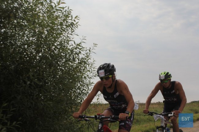 Пливли, крутили педалі і бігли: на Волині відбувся Чемпіонат України з крос-триатлону