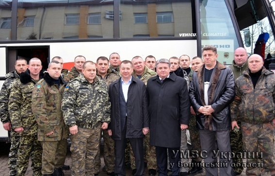 Волинські правоохоронці зустрінуть новорічні свята в зоні АТО. ФОТО