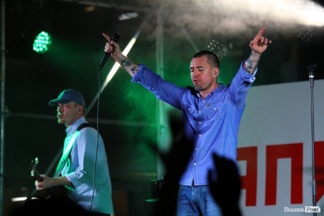 Як це було: фото грандіозного концерту «Ляпис 98» у «ПортCity»