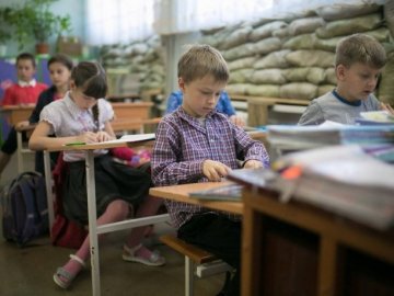 Волинські школи подали заявку на обладнання WiFi в укриттях